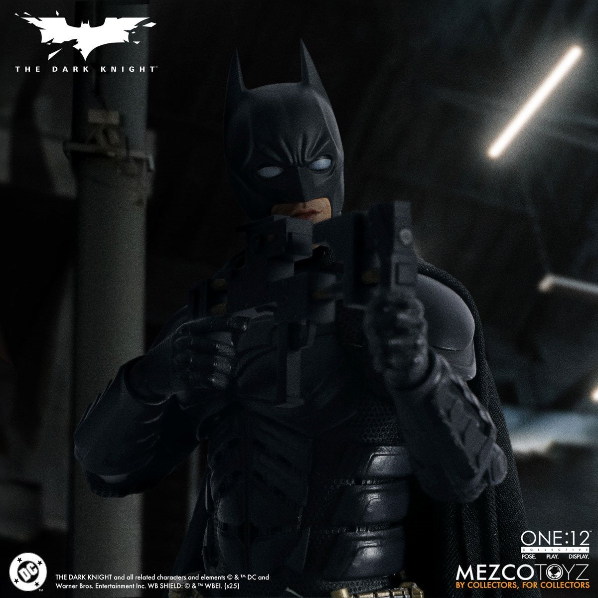 Mezco The Dark Knight Batman One:12 Collective Action Figure