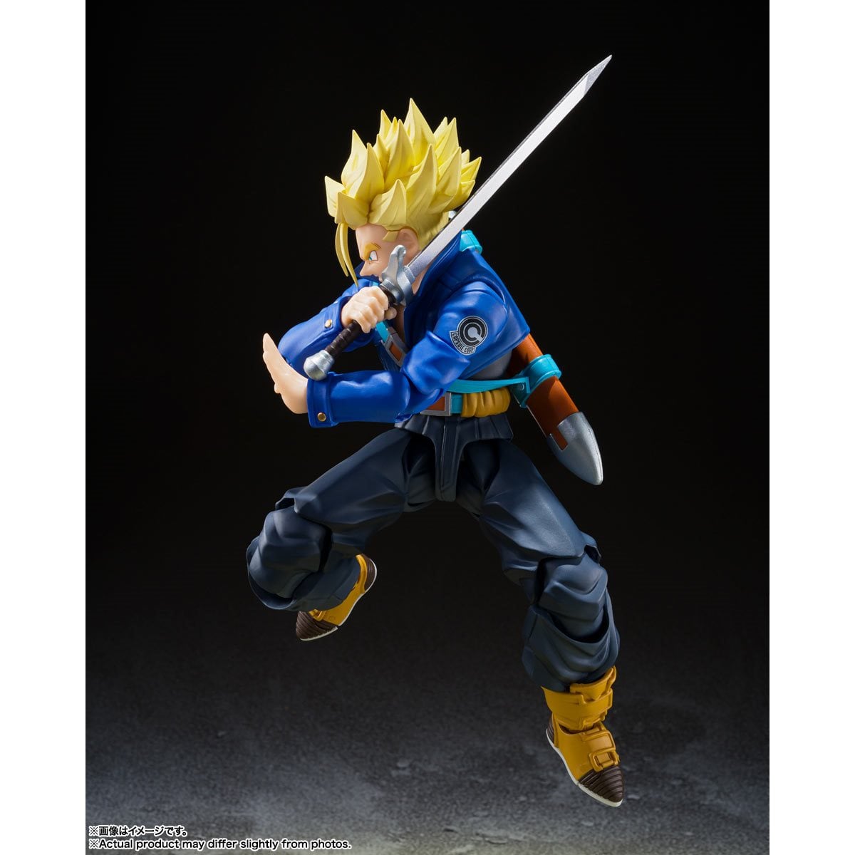 S.H.Figuarts Dragon Ball Z Super Saiyan Trunks The Boy from the Future Action Figure