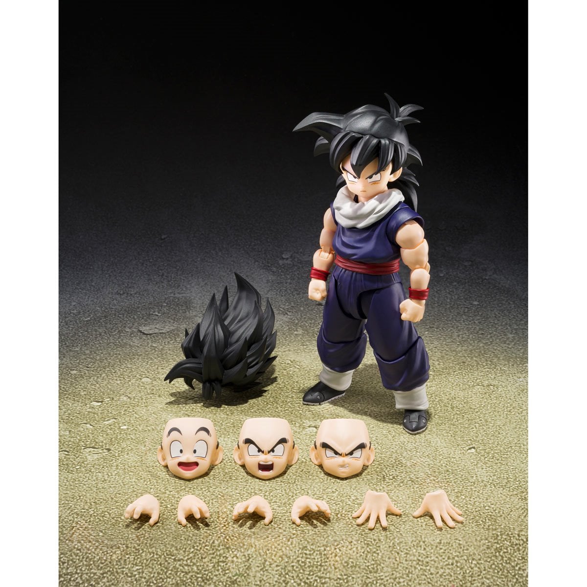 S.H.Figuarts Dragon Ball Z Son Gohan Z-Fighters Limited Edition Z-Fighters Group Base Ver. A Action Figure