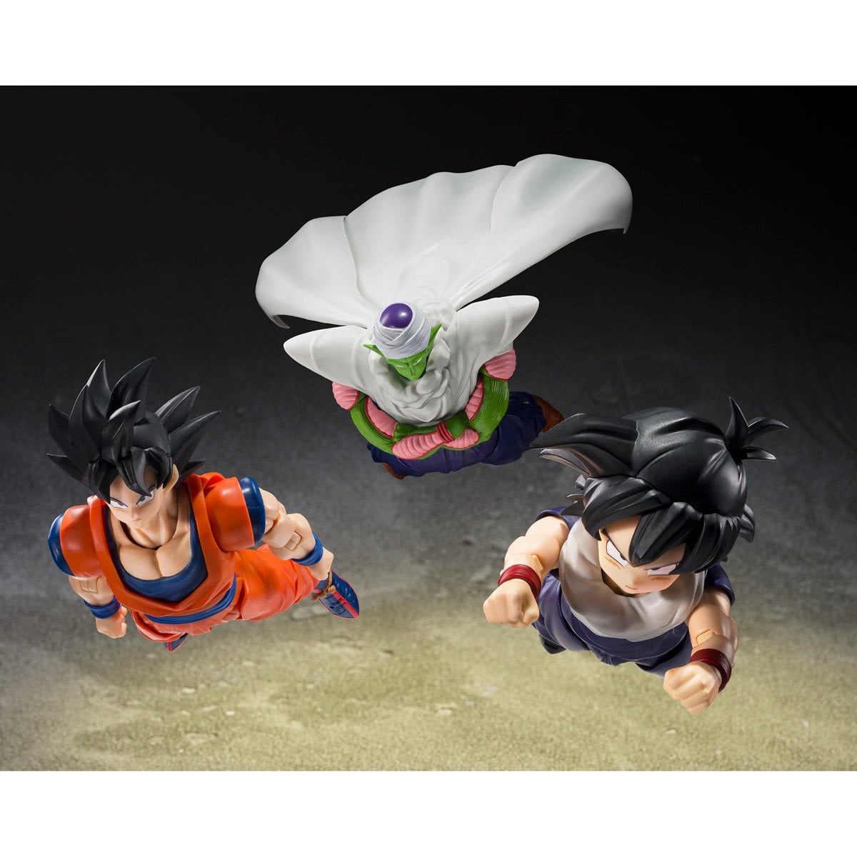 S.H.Figuarts Dragon Ball Z Son Gohan Z-Fighters Limited Edition Z-Fighters Group Base Ver. A Action Figure