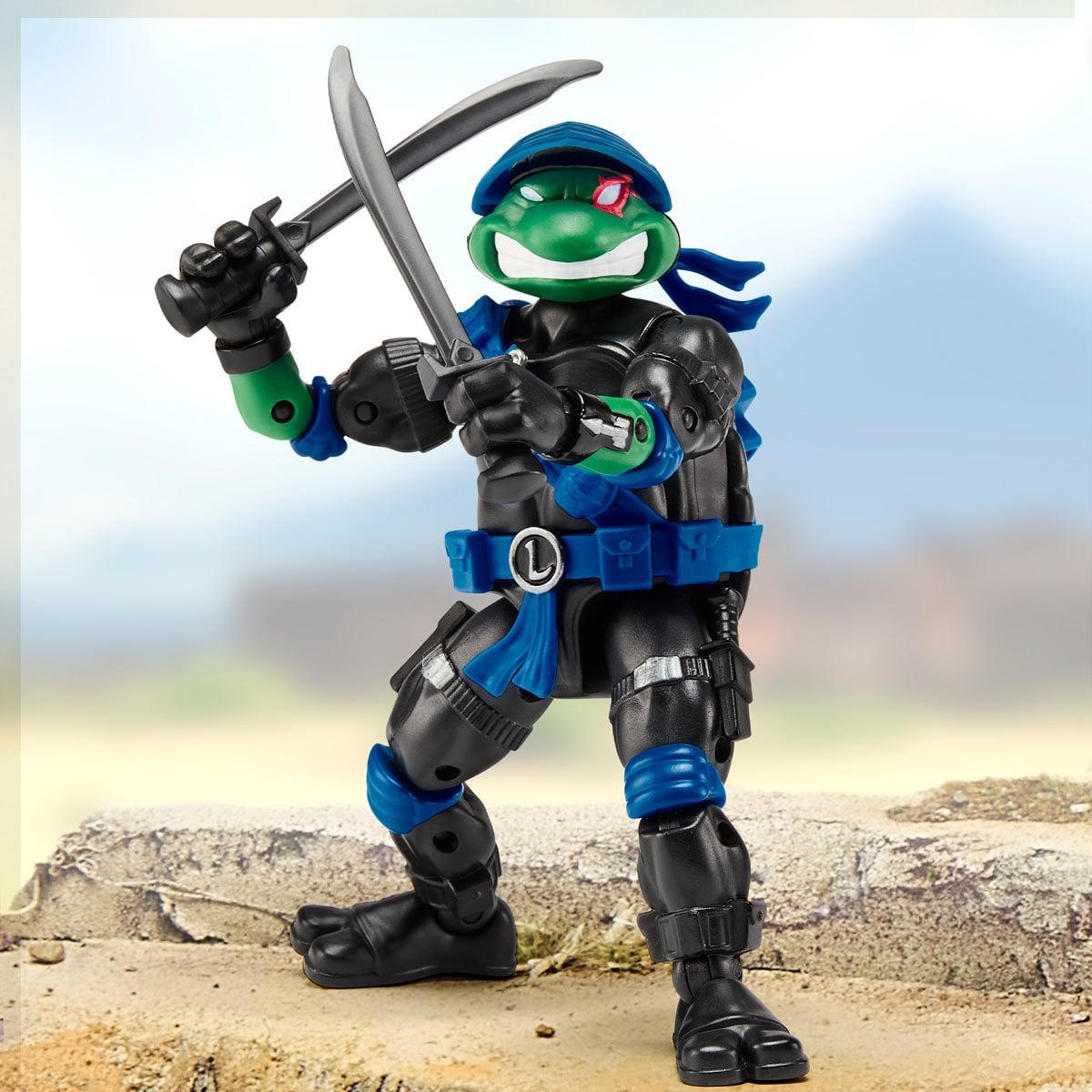 Teenage Mutant Ninja Turtles x G.I. Joe Leonardo x Snake Eyes Action Figure