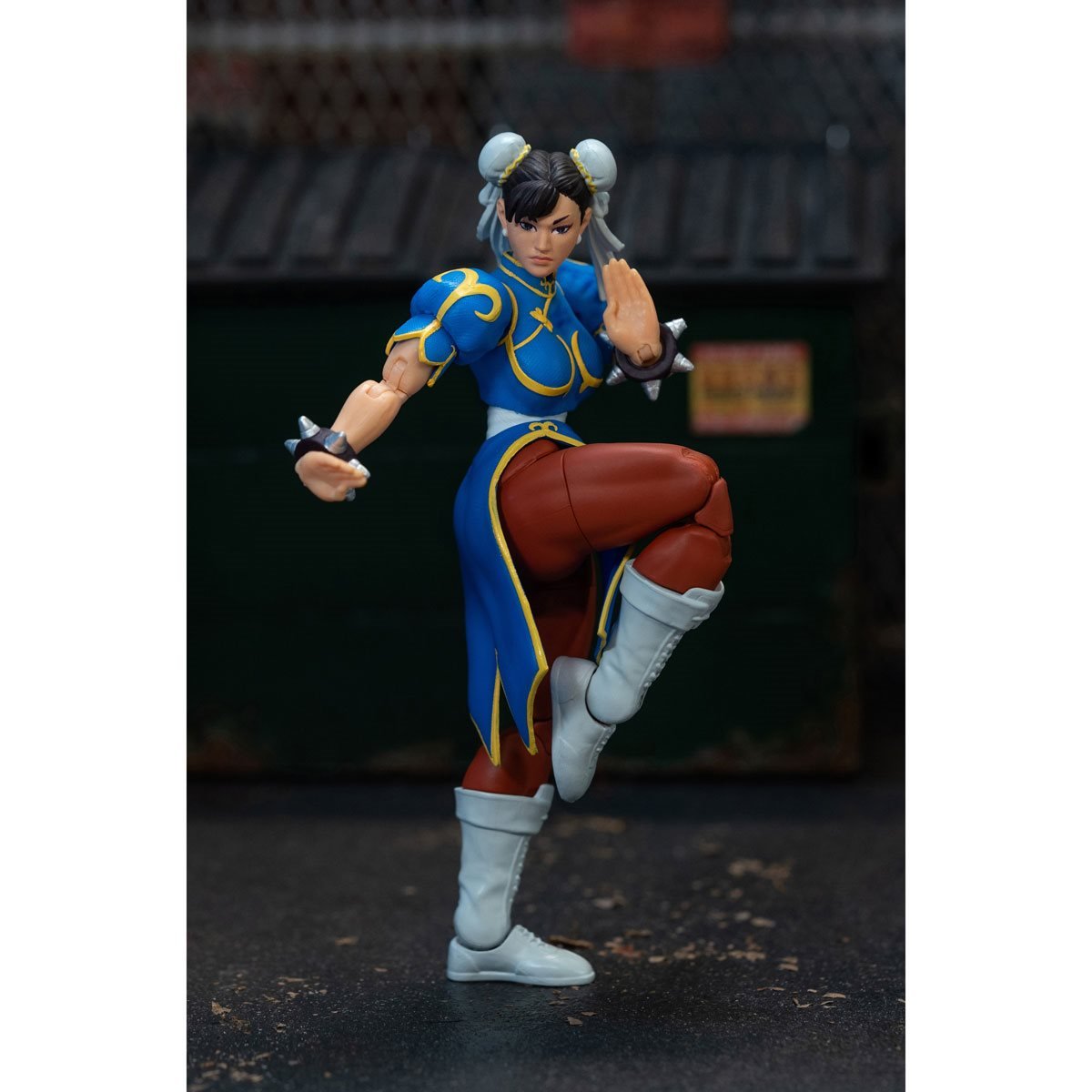Jada Toys Ultra Street Fighter II Chun-Li 6-Inch Scale Action Figure