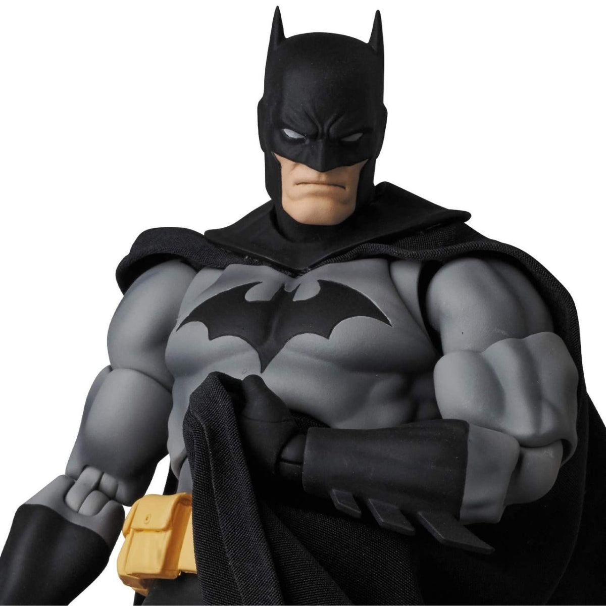 Mafex No.126 Hush Batman (Black Version) Action Figure