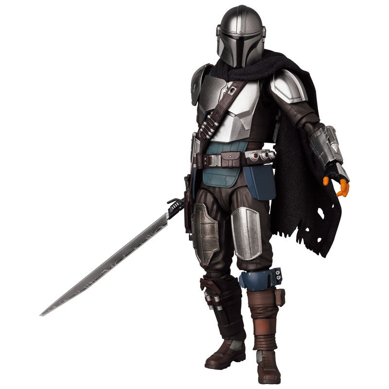 Mafex No.200 The Mandalorian and Grogu Action Figure (Version 2.0)