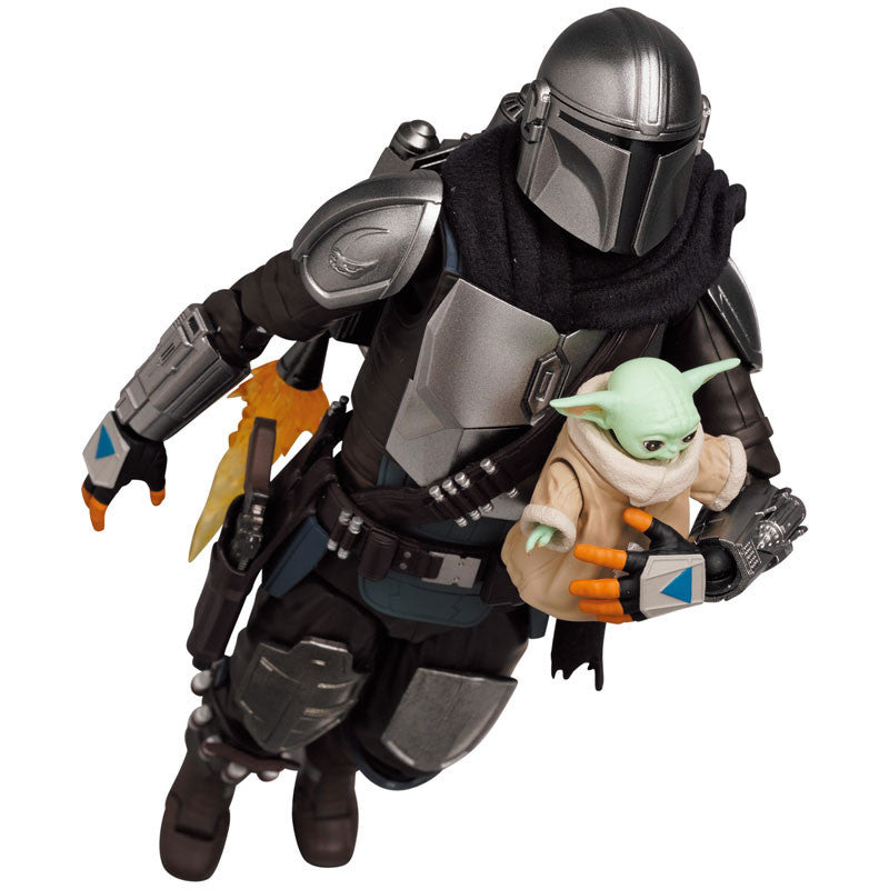 Mafex No.200 The Mandalorian and Grogu Action Figure (Version 2.0)