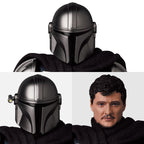 Mafex No.200 The Mandalorian and Grogu Action Figure (Version 2.0)