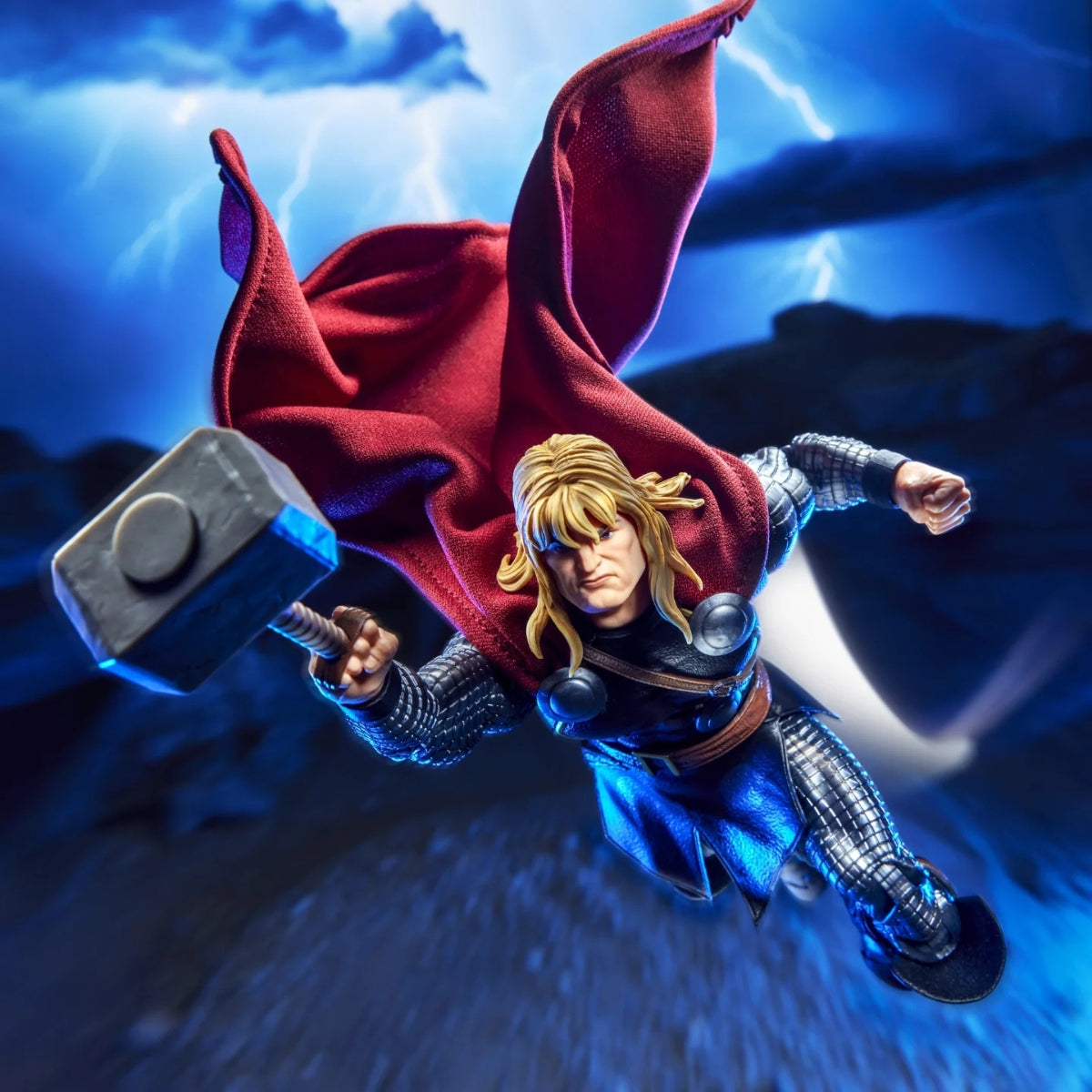 Marvel Legends Maximum Series Thor 6-Inch Action Figure