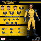 Mezco Deadpool & Wolverine: Wolverine Deluxe Edition One:12 Collective Action Figure