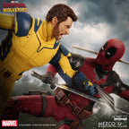 Mezco Deadpool & Wolverine: Wolverine Deluxe Edition One:12 Collective Action Figure